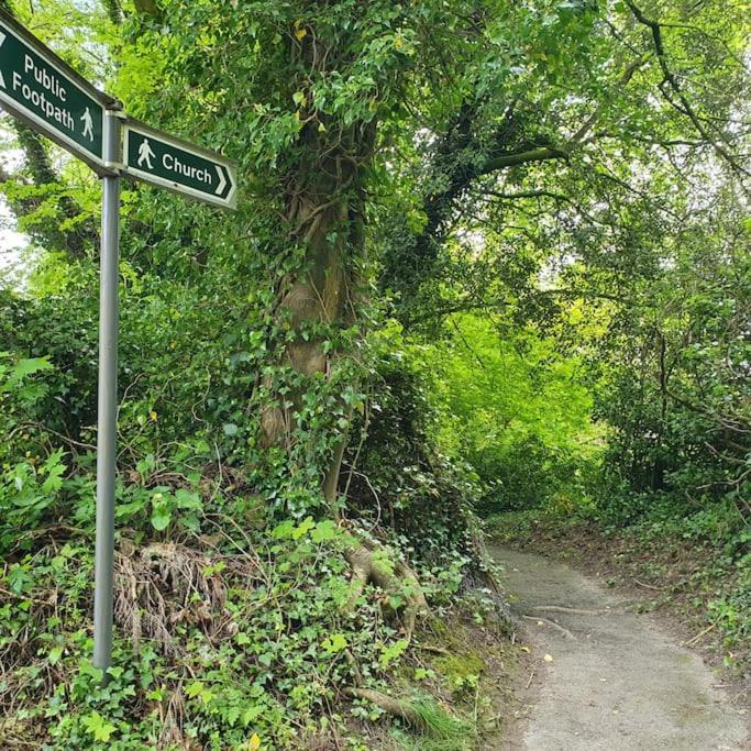 Priory Cottage 韦斯特伯里 外观 照片